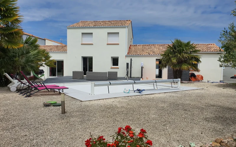 Ravalement de façade et peinture hydrofuge en Vendée