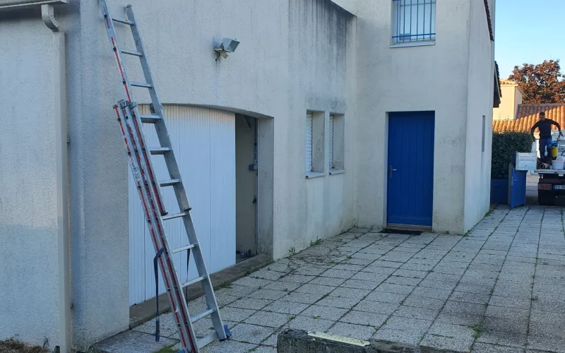 Ravalement de façade et peinture hydrofuge en Vendée